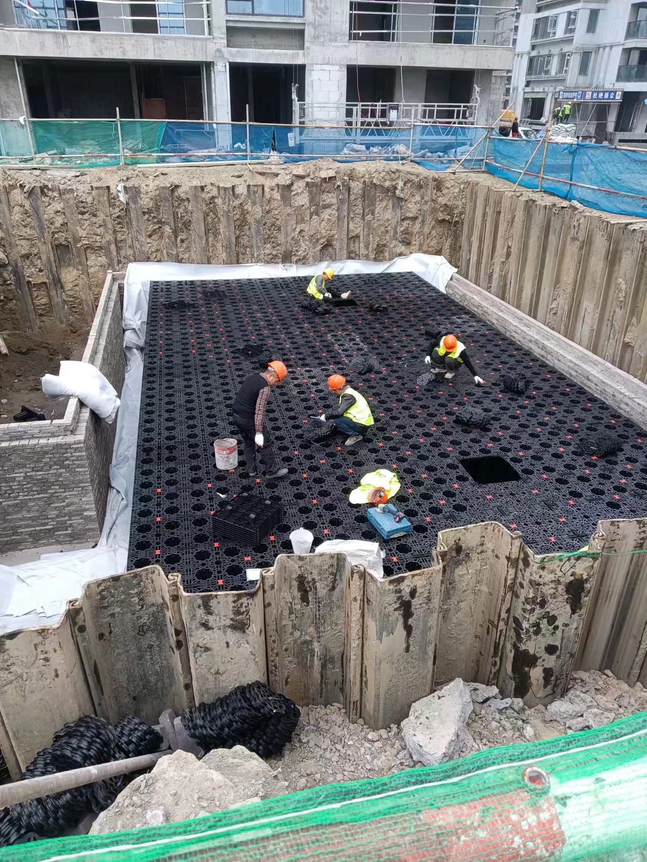 1682498848138592.jpg 3.jpg